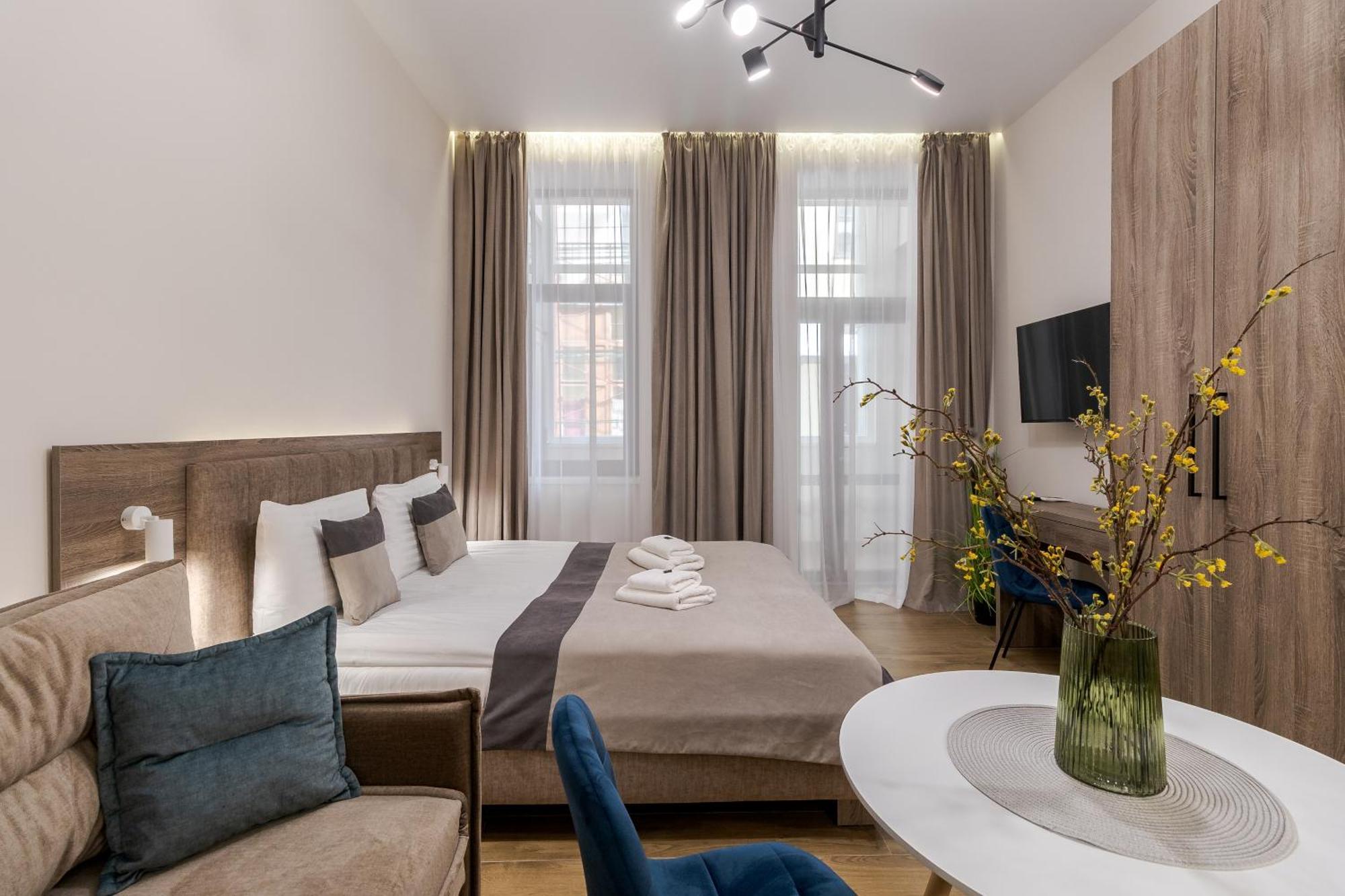 Demar Vakarchuka Apartment Lviv