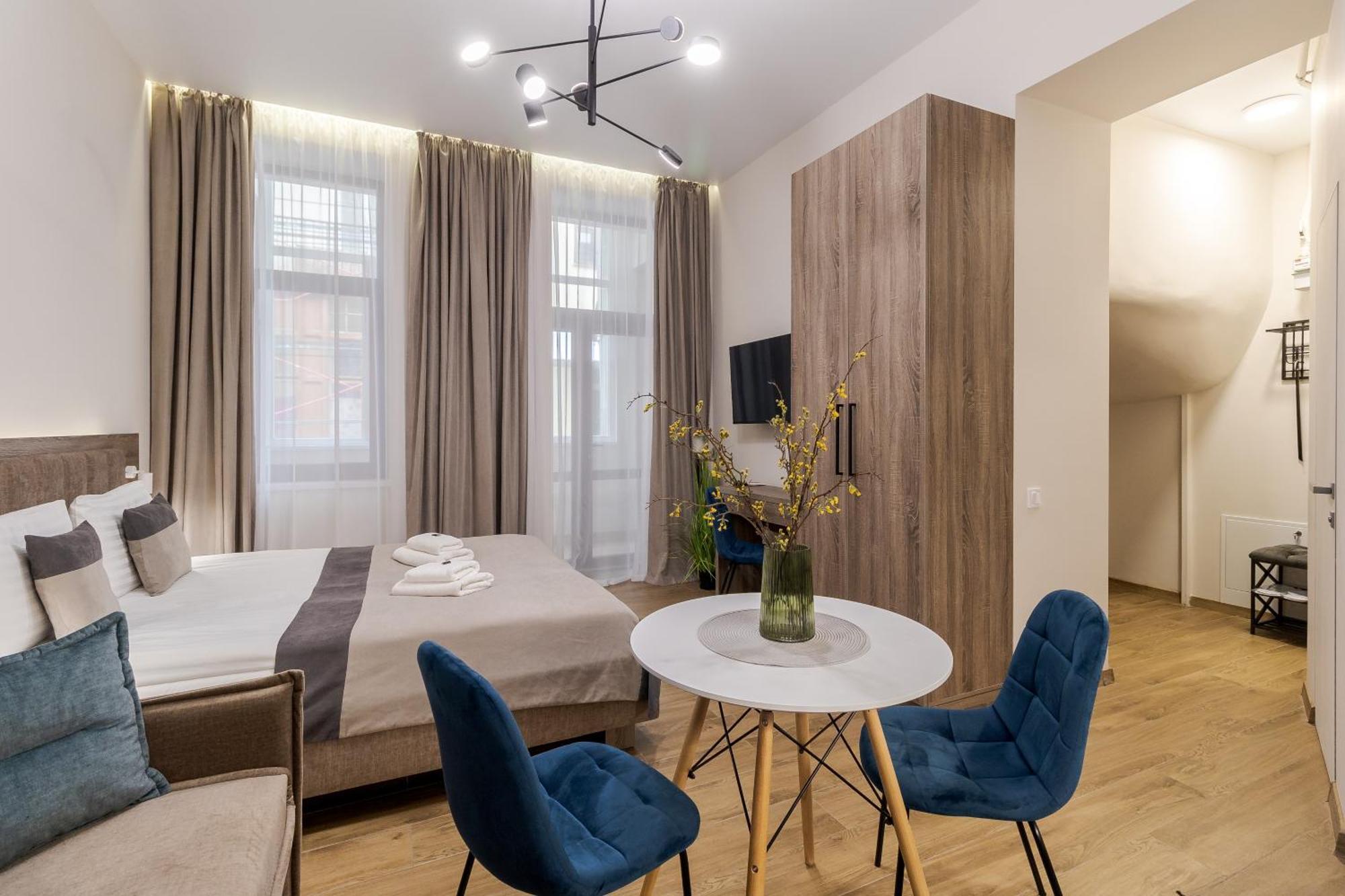 Demar Vakarchuka Apartment *